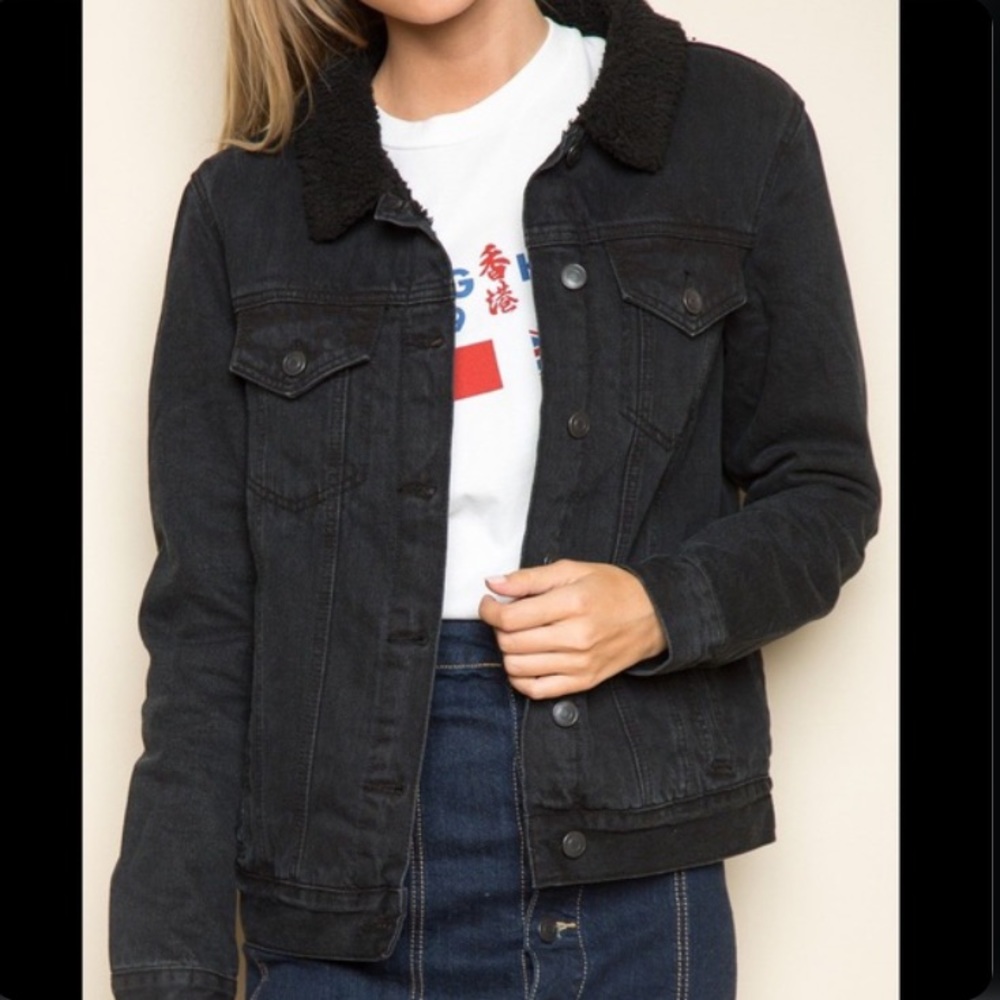 Brandy Melville black denim fur lined jacket